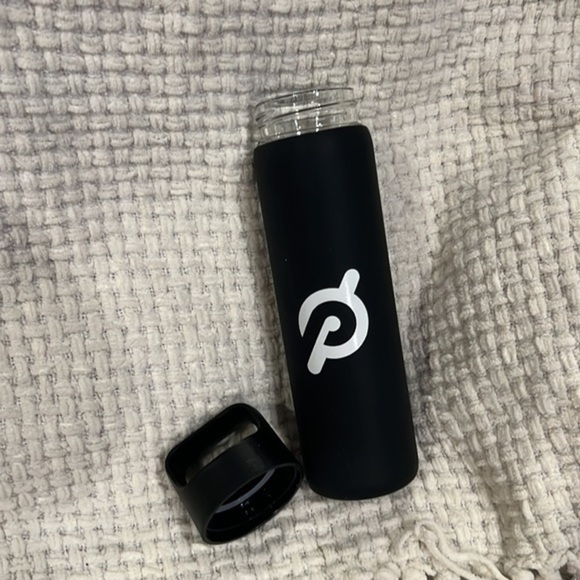 Peloton water bottle - Picture 2 of 2